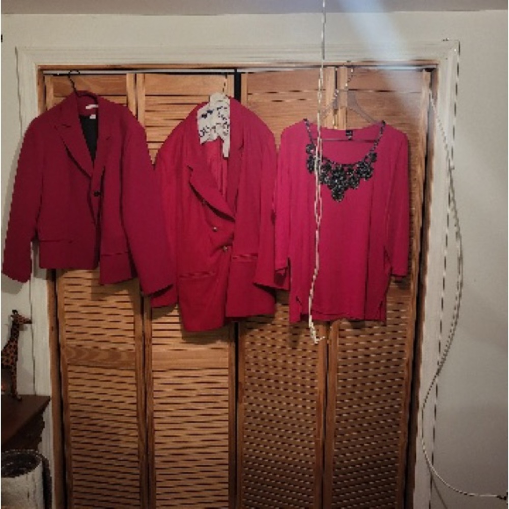 Women’s clothing bundle